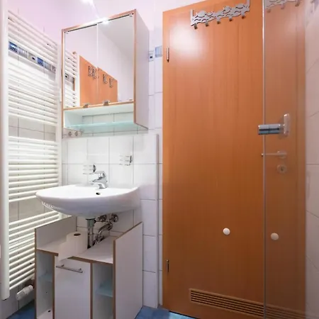 Apartment Gaestehaus-w-4-perlentaucher