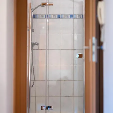 Apartment Gaestehaus-w-4-perlentaucher